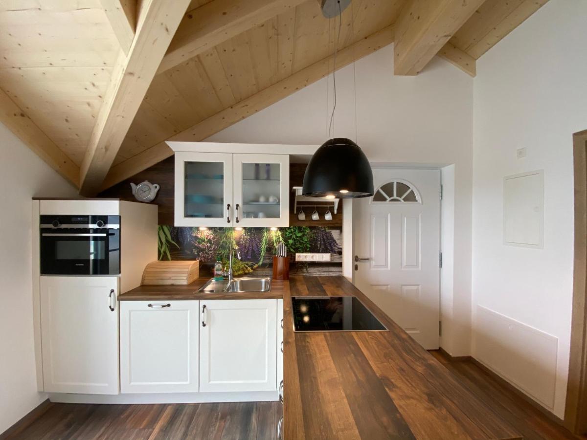 Apartments Edelweiss & Enzian - Gaestehaus Zum Fuchs Хермагор Екстериор снимка