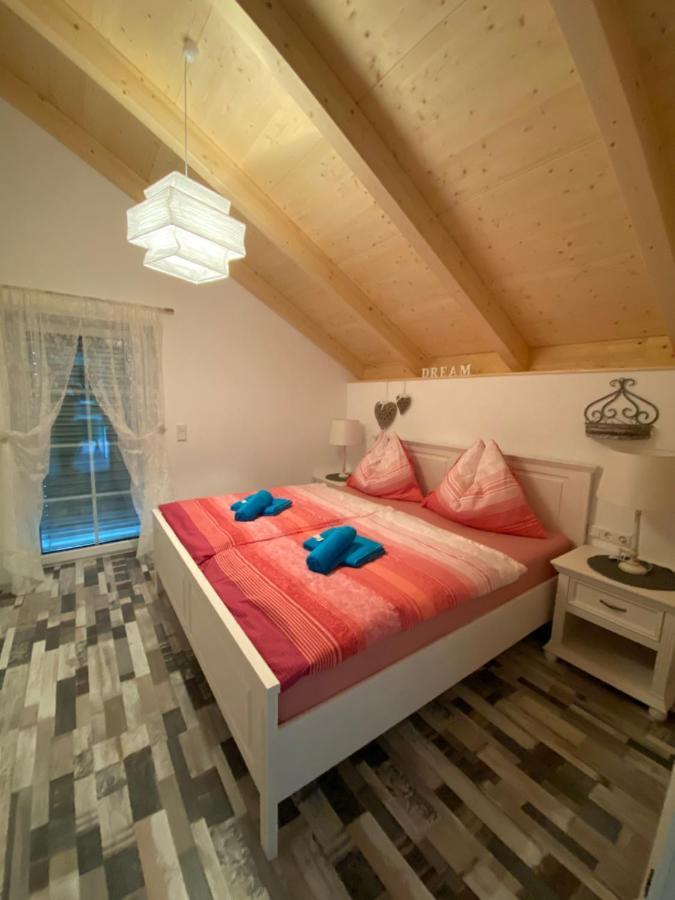 Apartments Edelweiss & Enzian - Gaestehaus Zum Fuchs Хермагор Екстериор снимка