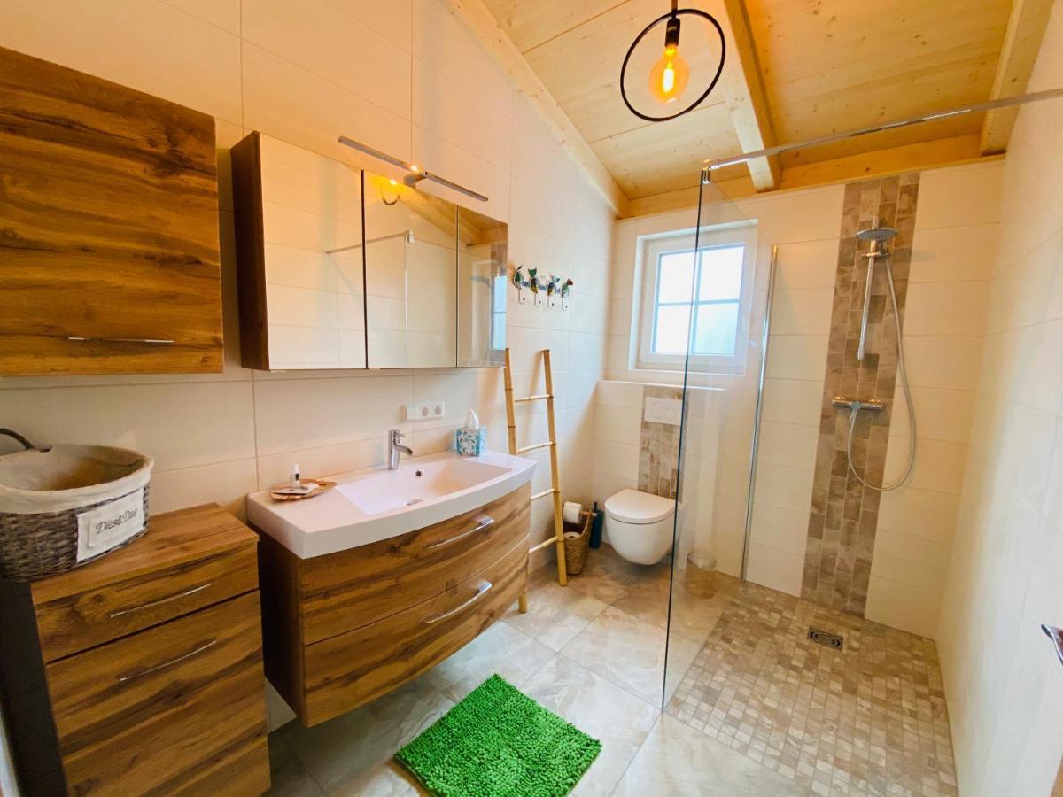 Apartments Edelweiss & Enzian - Gaestehaus Zum Fuchs Хермагор Екстериор снимка