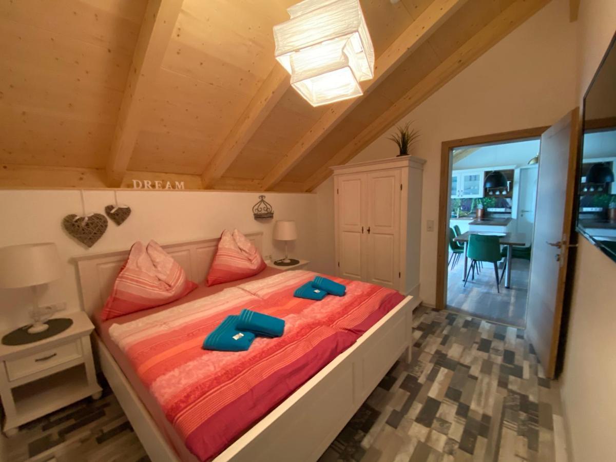 Apartments Edelweiss & Enzian - Gaestehaus Zum Fuchs Хермагор Екстериор снимка